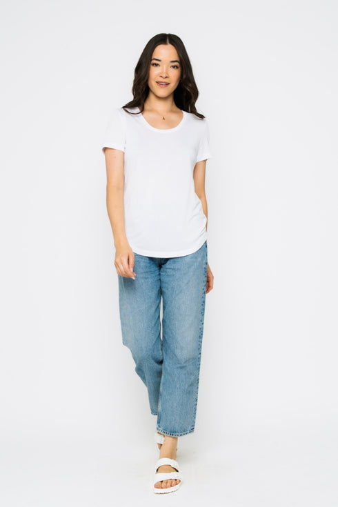 Gemma-Scoop Tee
